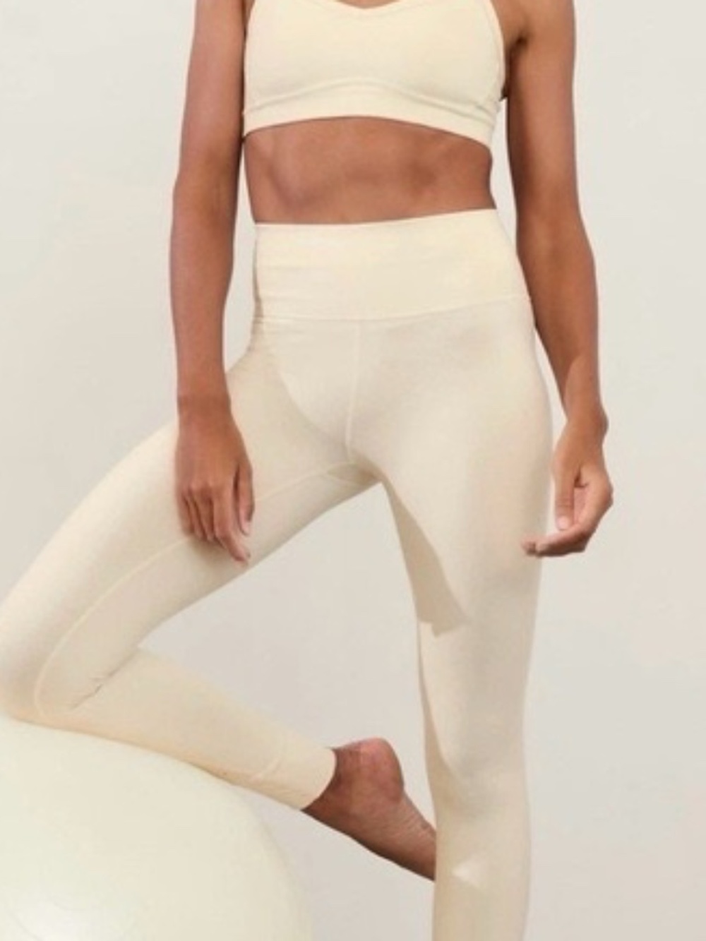 NWT Athleta Softluxe Tight leggings high waisted women size small Cream